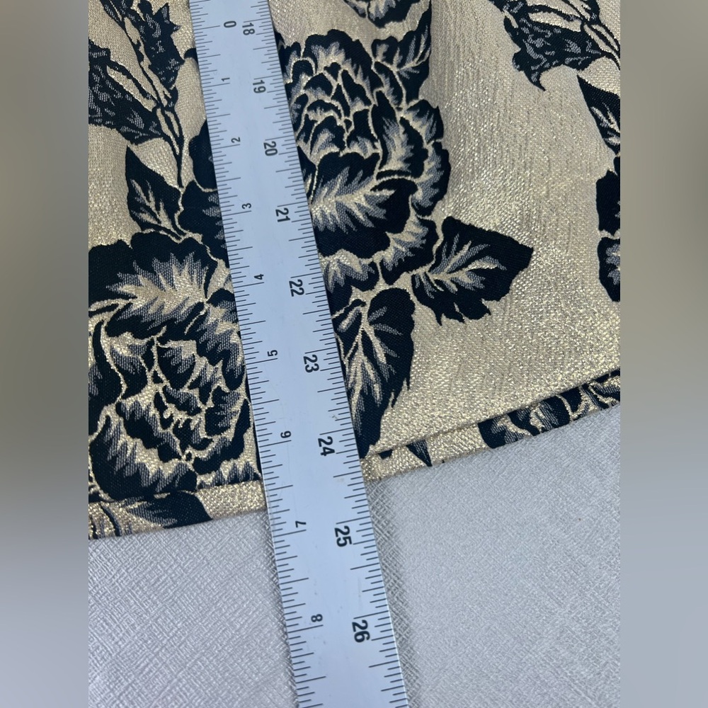 Gracia Shiny Gold and Black Floral‎ Flare Skirt Size Small NWT - Picture 7 of 9